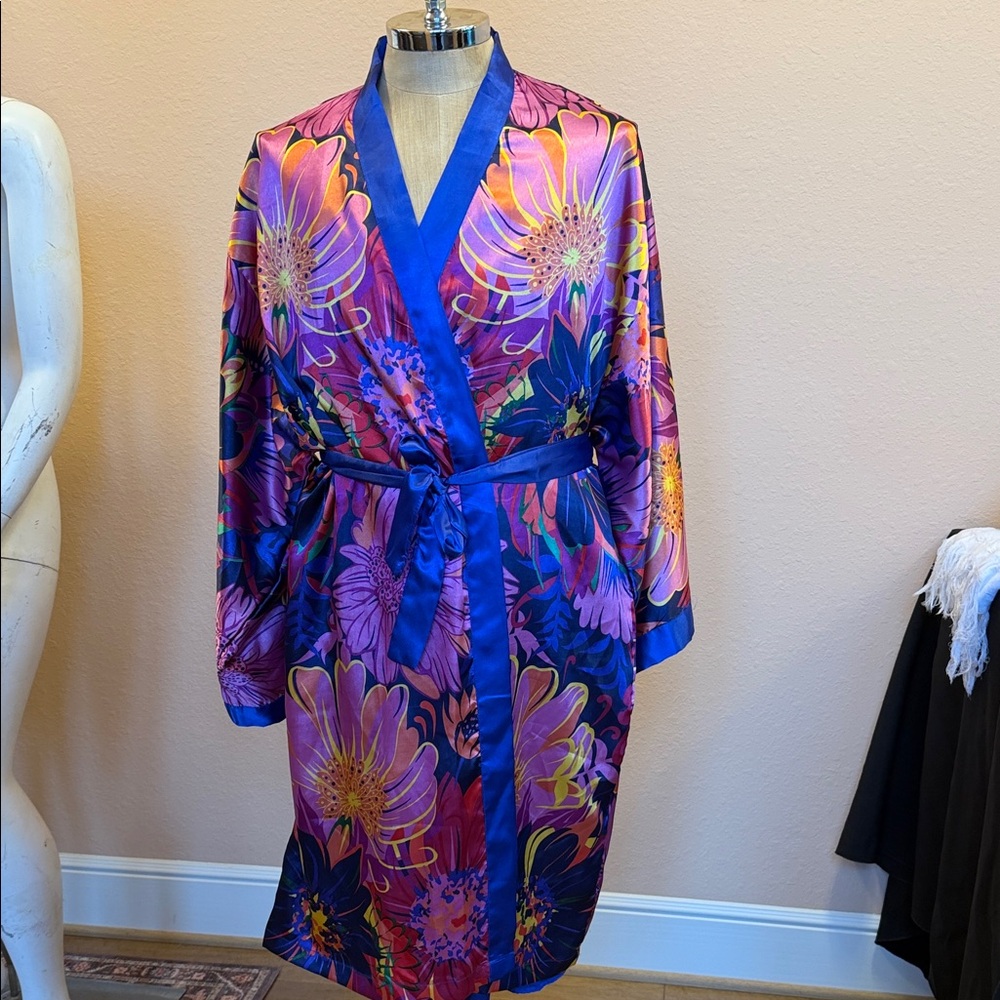 Ashro Vibrant Kimono Royal Blue Floral Satin BathRobe with slip